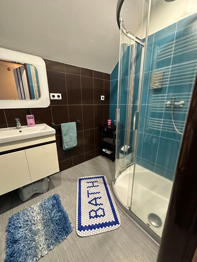 Apartmany Mk U Modre Kocky โนเว ฮราดี ภายนอก รูปภาพ